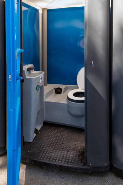 Best High-end porta potty rental  in Rockford, IL